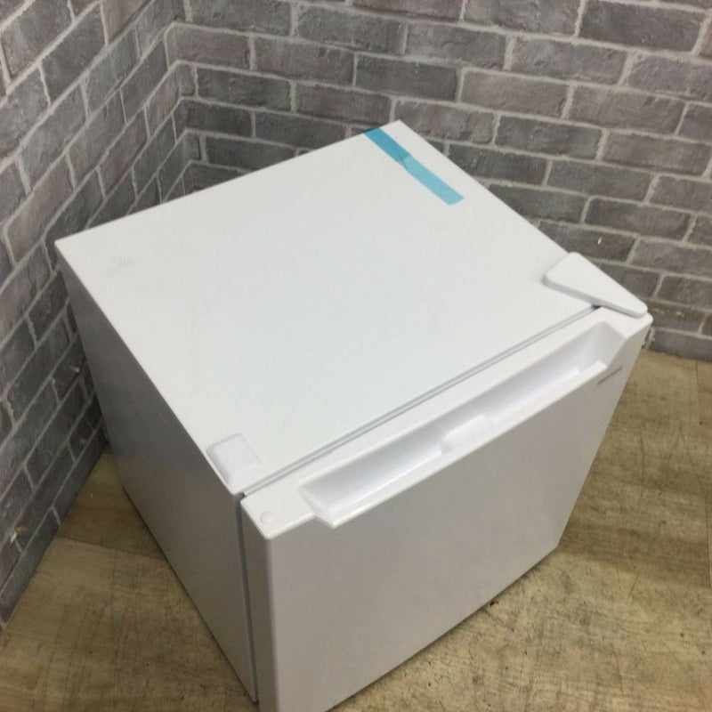 ヤマダセレクト・ヤマダ電機 冷蔵庫 1ドア 45L 右開き YRZ-C05L 2023年 
