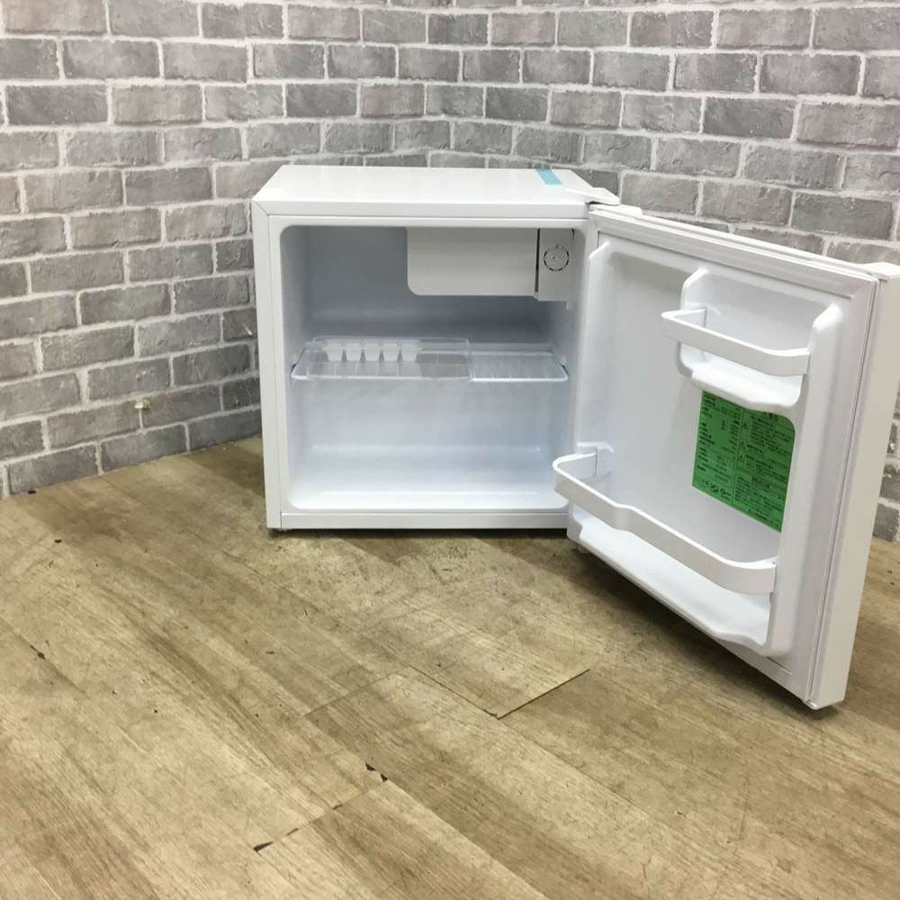 ヤマダセレクト　 YRZ-C05H1 1ドア冷蔵庫 46L 　2021年製　￥7,480税込 ヤマダセレクト・ヤマダ電機 冷蔵庫 1ドア 46L 右開き YRZ-C05H1 2023