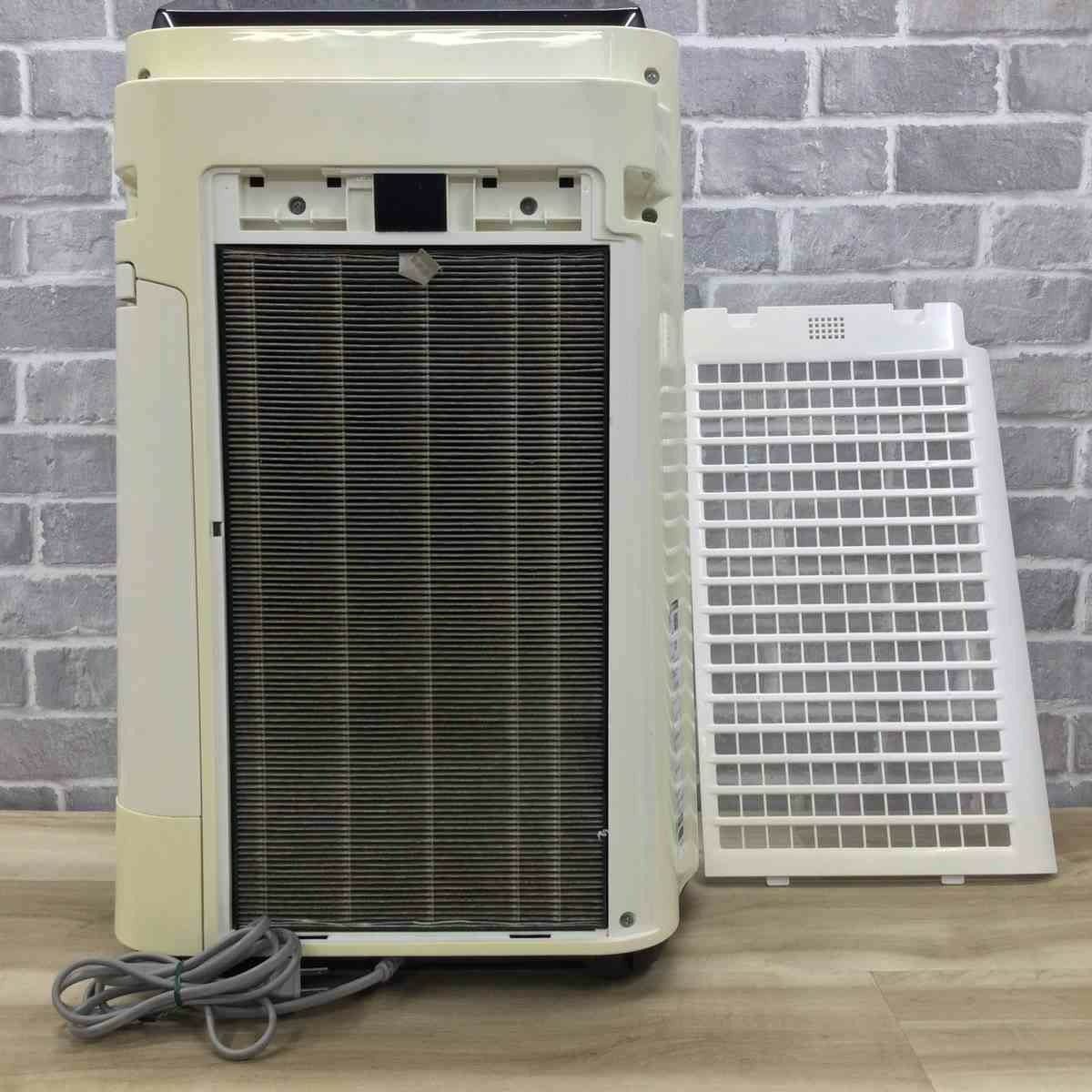 SHARP 加湿空気清浄機 プラズマクラスター7000搭載 KC-E50-W 2016年式