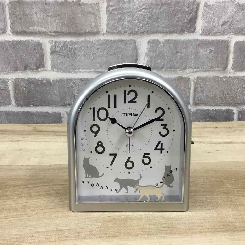 目覚まし時計 MAG