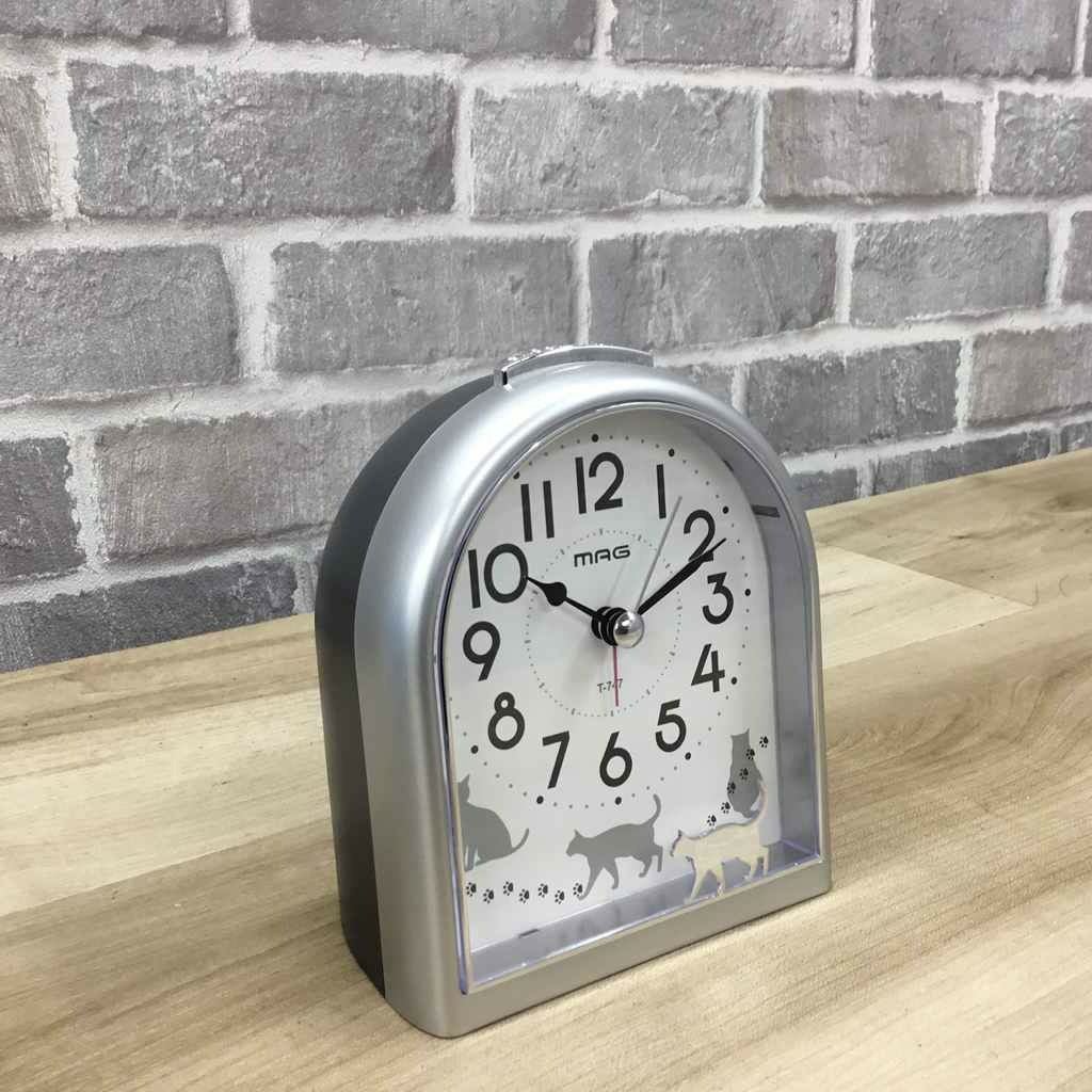 目覚まし時計 MAG