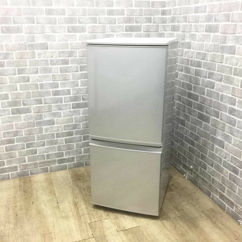 SHARP 冷蔵庫 2ドア 137L つけかえどっちもドア 2016年製