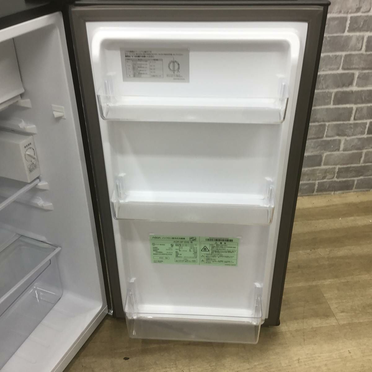 アクア 冷蔵庫 1ドア 90L 右開き ブラック AQR-9P 2023年製