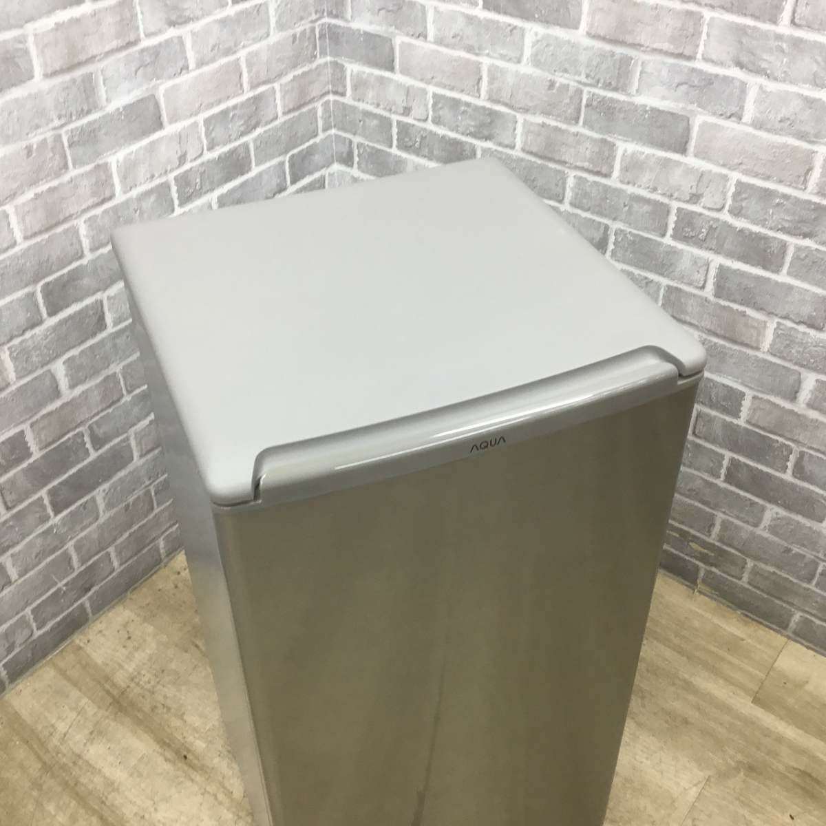 アクア 冷蔵庫 1ドア 75L 右開き シルバー AQR-8G 2021年製