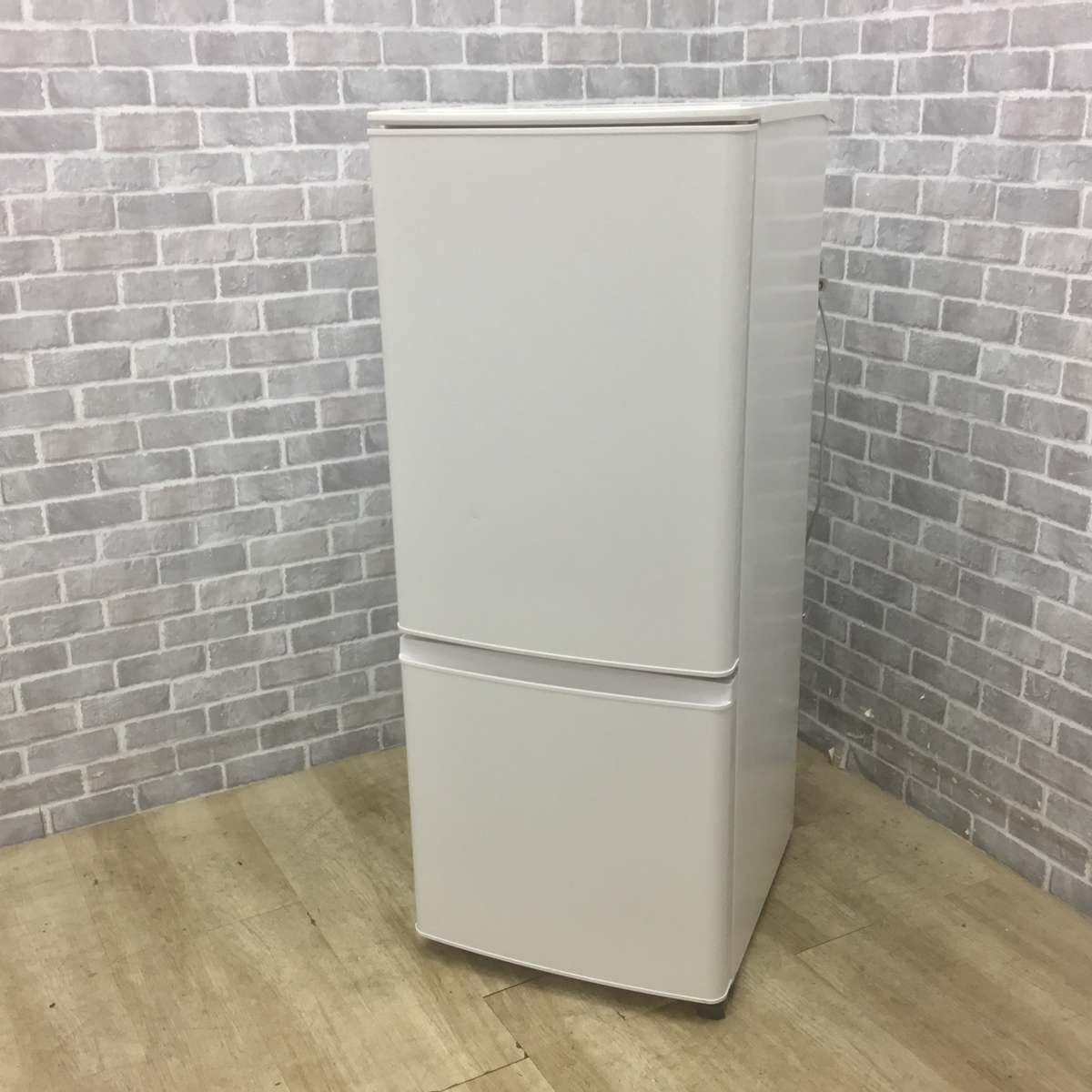 三菱電機 冷蔵庫 2ドア 146L 右開き ホワイト MR-P15G-W 2021年製