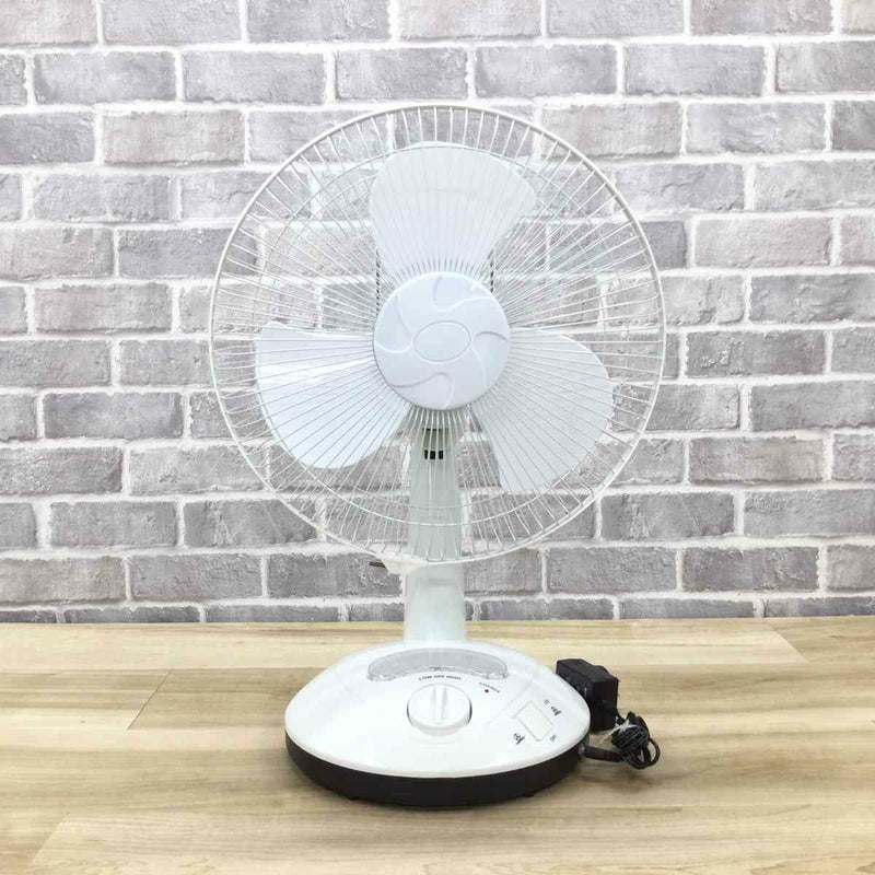 お座敷扇風機 充電式高輝度LED ホワイト YG-3812