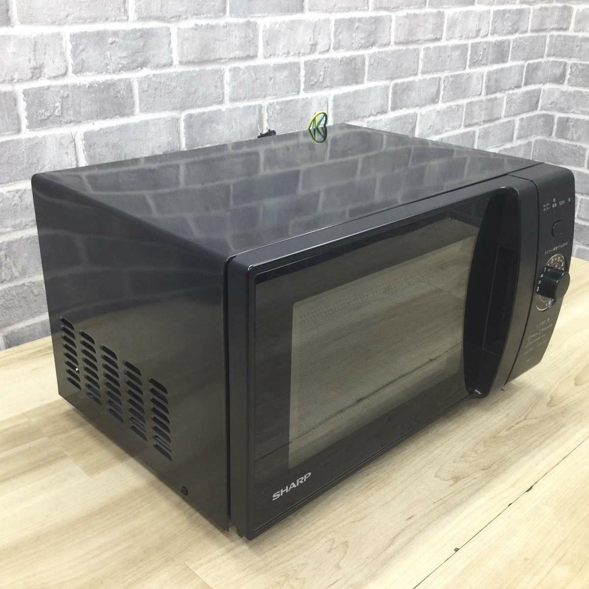 シャープ 電子レンジ 550W 17L ヘルツフリー フラット ブラック RE-T171-B 2022年製