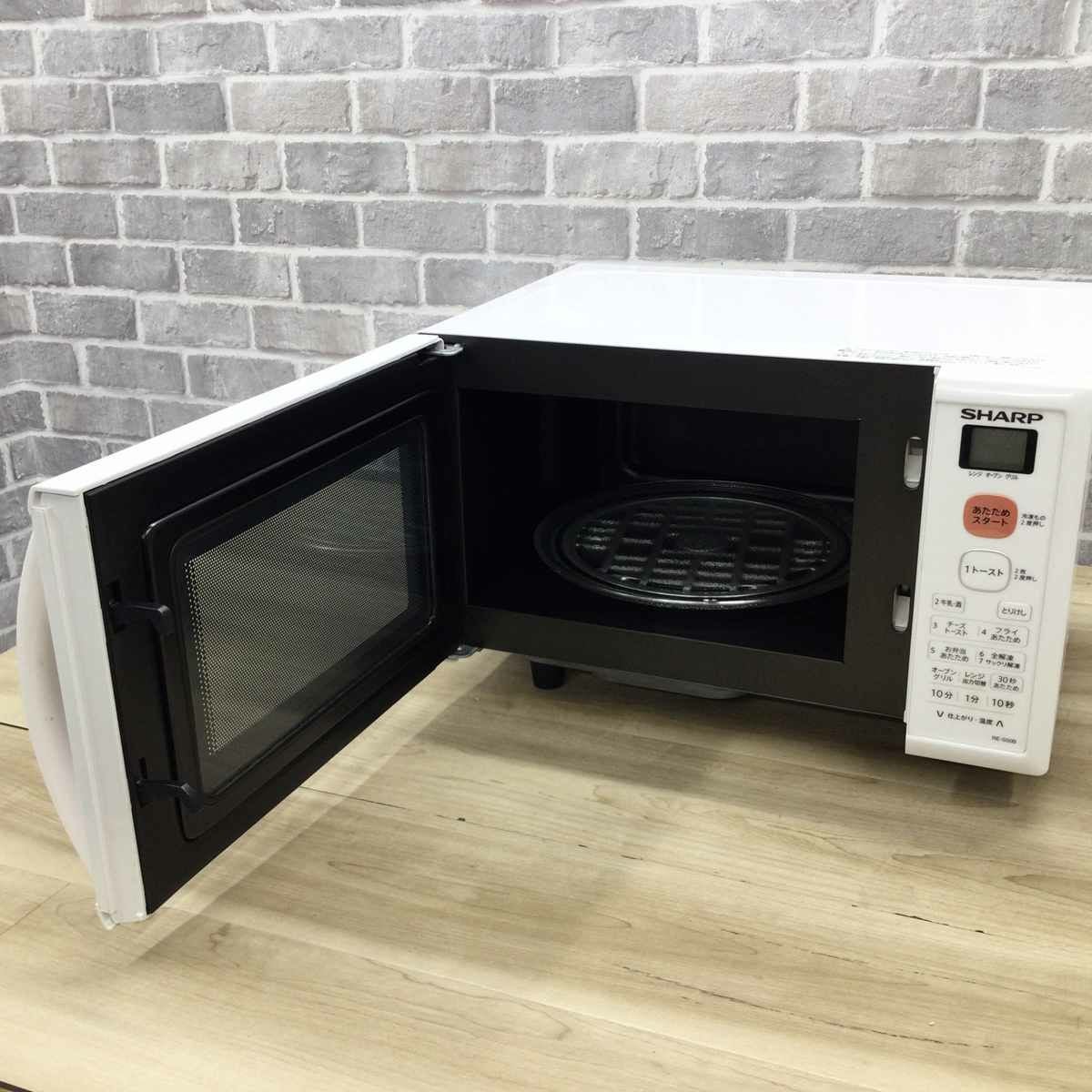 シャープ オーブンレンジ 500W 15L RE-S50B-W 2019年製