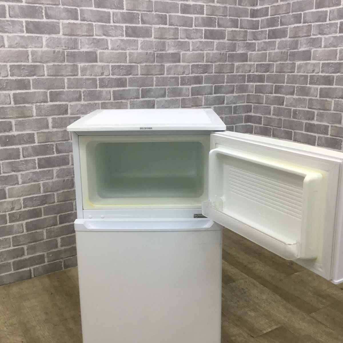 アイリスオーヤマ 冷蔵庫 2ドア 90L 右開き ホワイト IRR-A09TW-W 2019年製