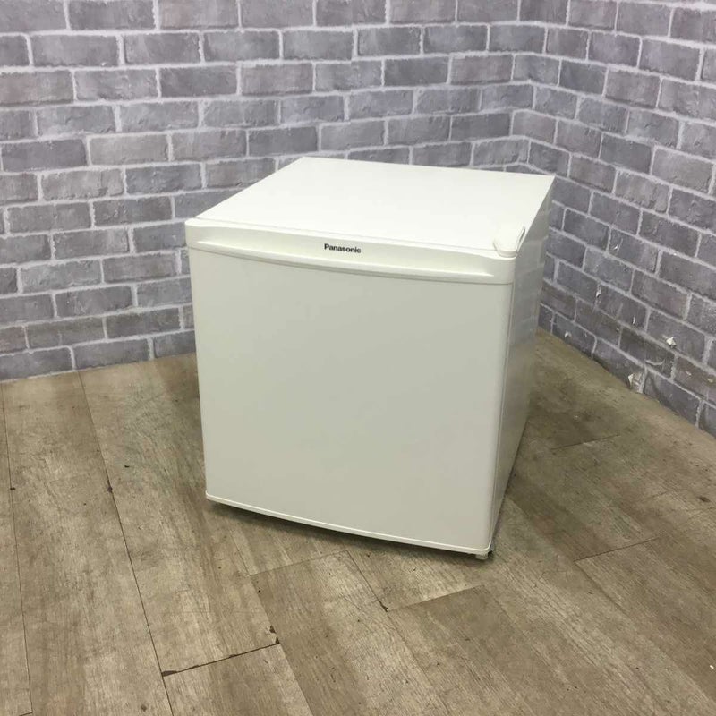 パナソニック 冷蔵庫 1ドア 45L 右開き ホワイト NR-A50D-W 2021年製