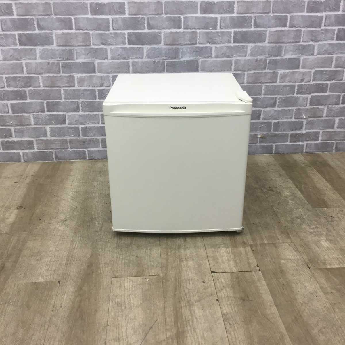 パナソニック 冷蔵庫 1ドア 45L 右開き ホワイト NR-A50D-W 2021年製