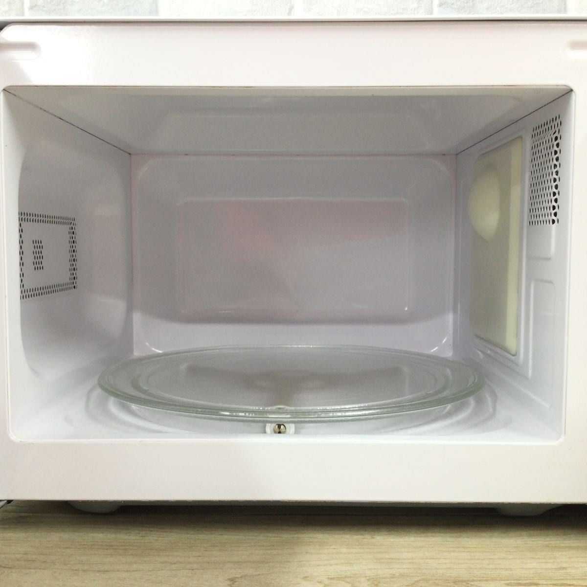 東芝 電子レンジ 700W 17L 50hz 東日本専用 ホワイト MFM-S17A-50HZ(W) 2019年製