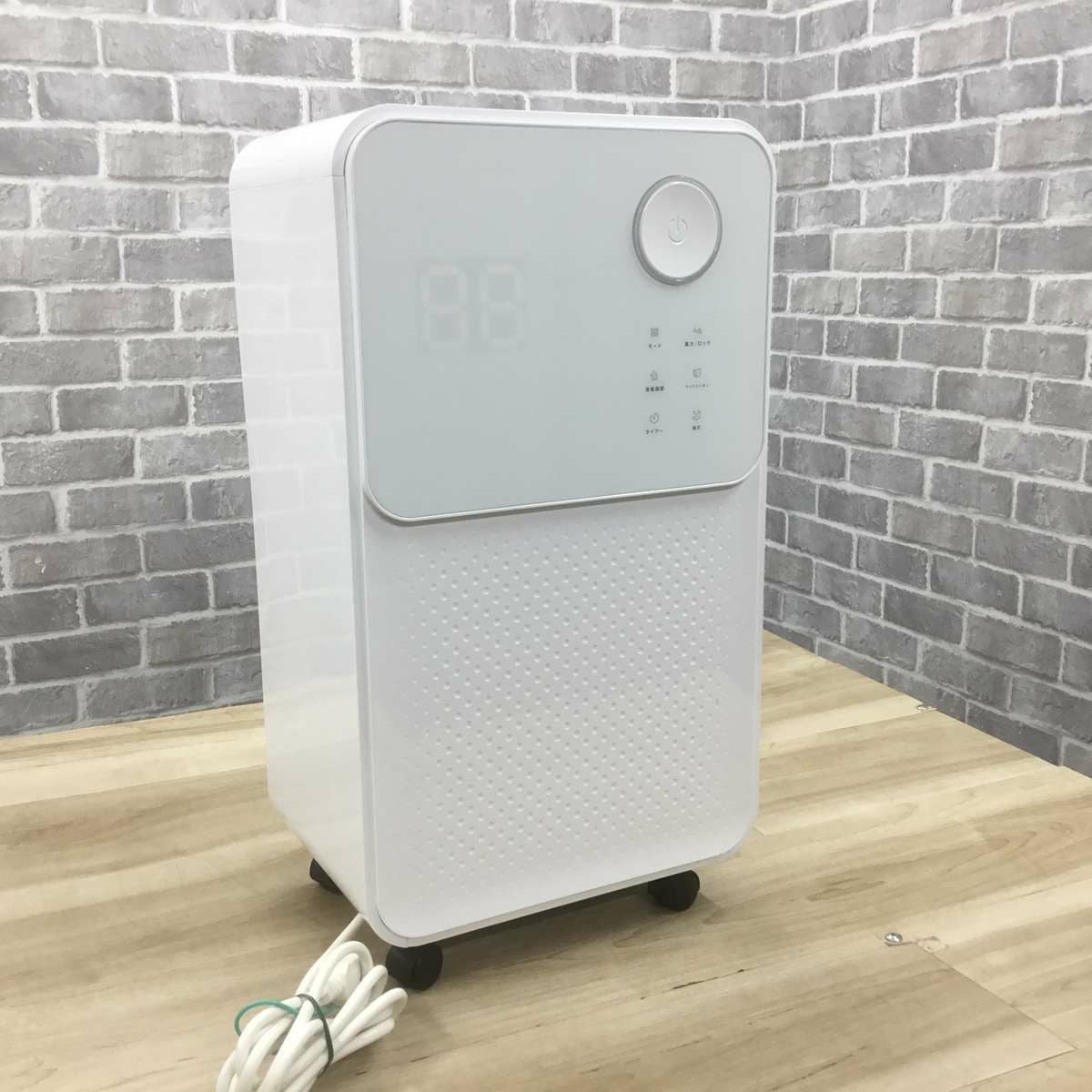 NEOLEAD 除湿器 コンプレッサー式 2L 20畳 ホワイト NL-JSK10 2020年製 NEOLEAD 除湿器 コンプレッサー式 2L 20畳 ホワイト NL-JSK10 2020年製