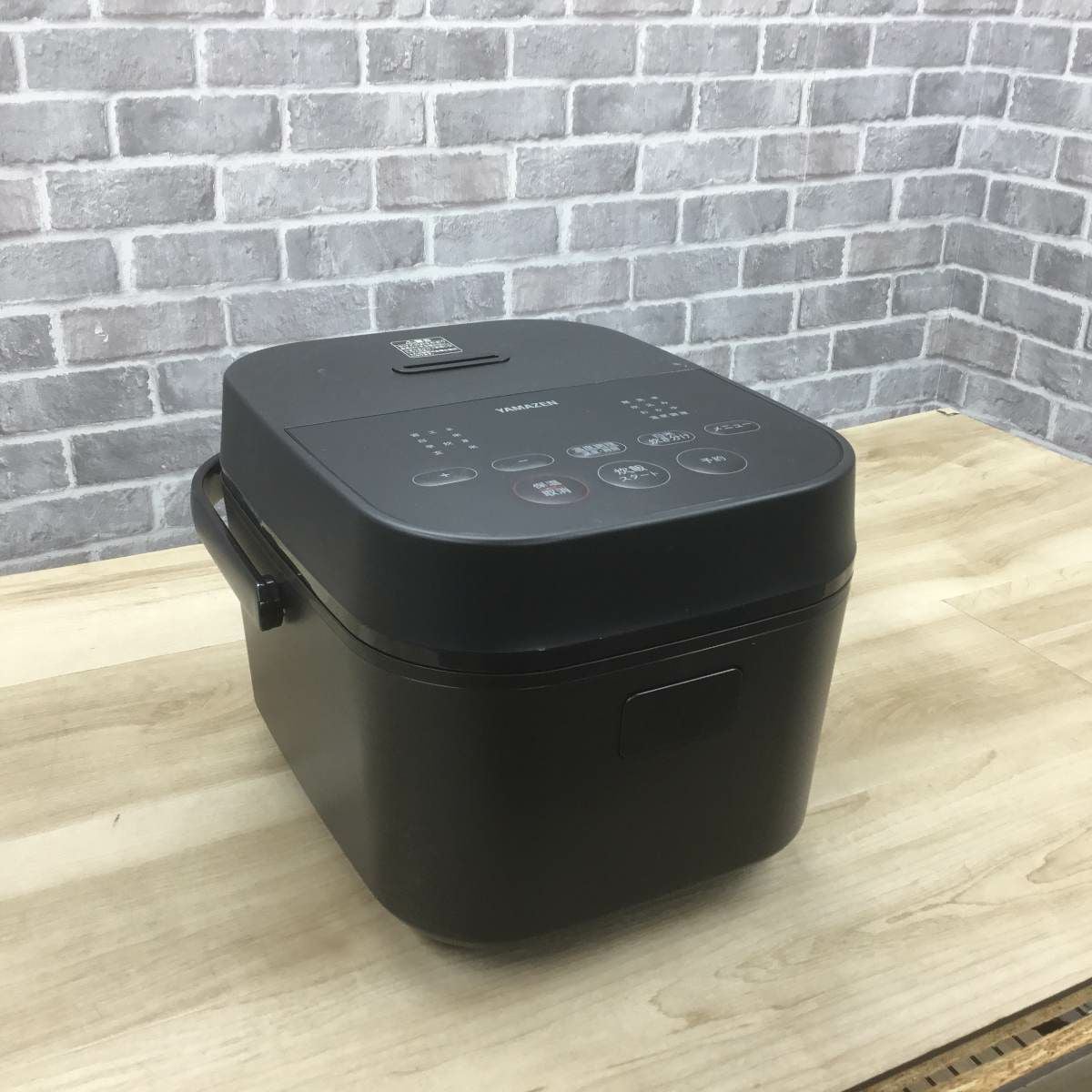 ヤマゼン 炊飯器 マイコン式 5.5合炊き ブラック YJT-M10(B) 2025年製