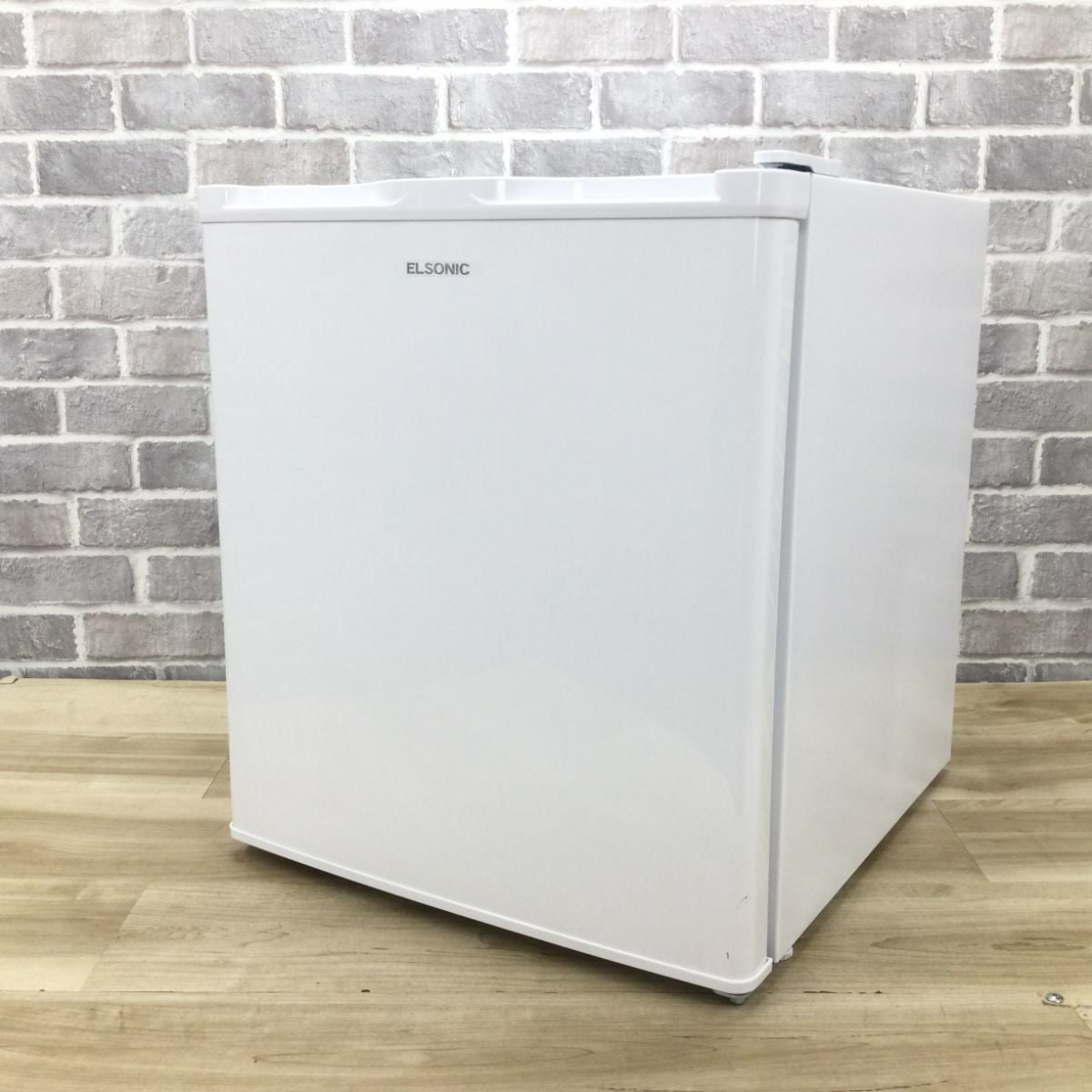 エルソニック 冷蔵庫 1ドア 47L 右開き ECH-R47 2024年製 | リユース