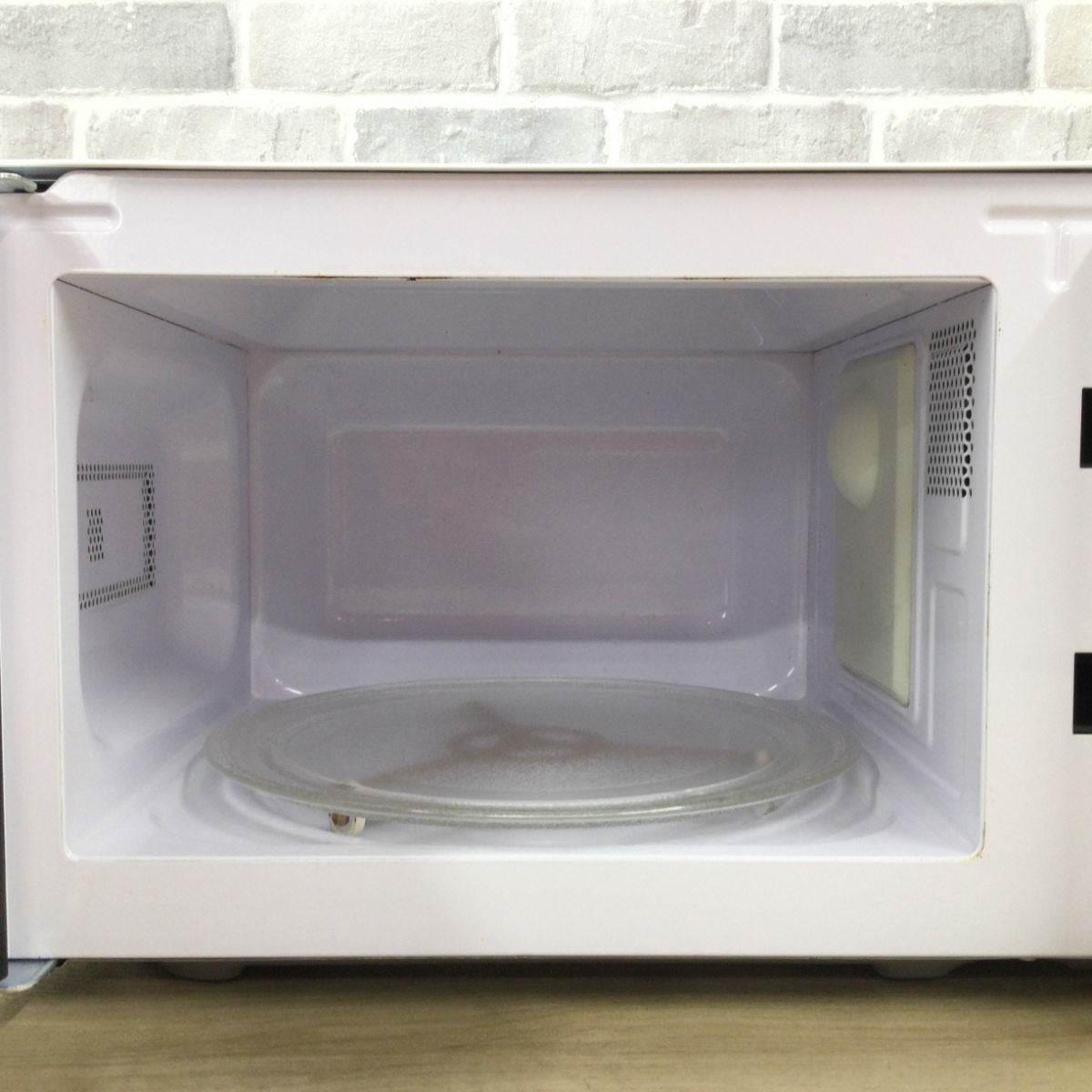 ニトリ 電子レンジ 700W 17L 50hz MM720CUKN4(WH) 2024年製 | リユース