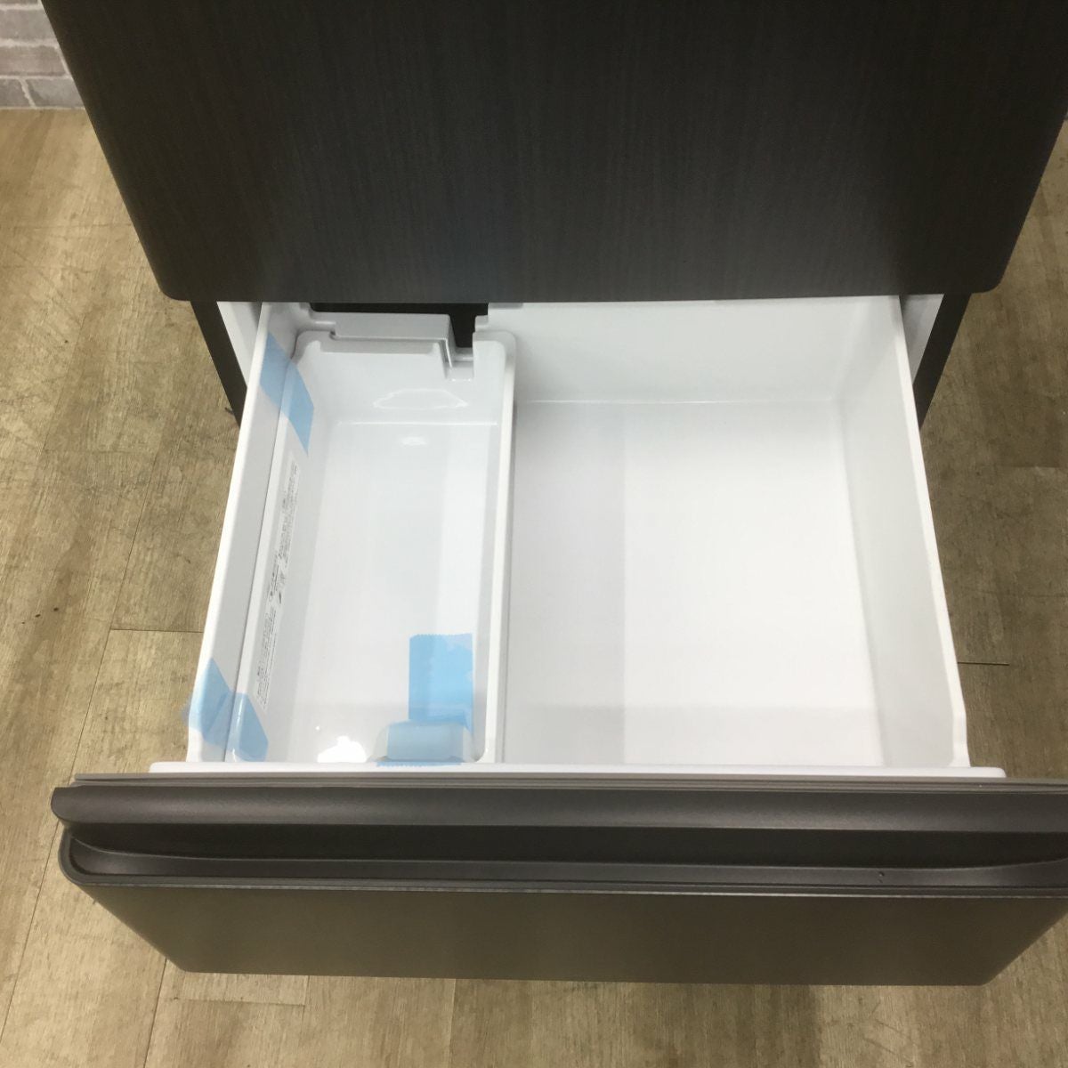 アクア 冷蔵庫 4ドア 433L 右開き AQR-V43R-K 2025年製 アウトレット