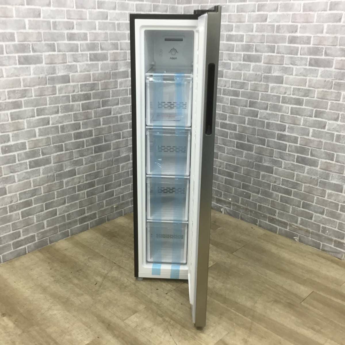 アクア 冷凍庫 1ドア 105L 右開き AQF-SFA11R-S 2025年製 アウトレット