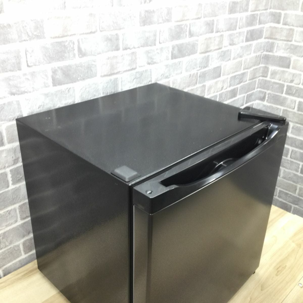 MAXZEN 冷凍庫 1ドア 31L 右開き JR031ML01GM 2022年製