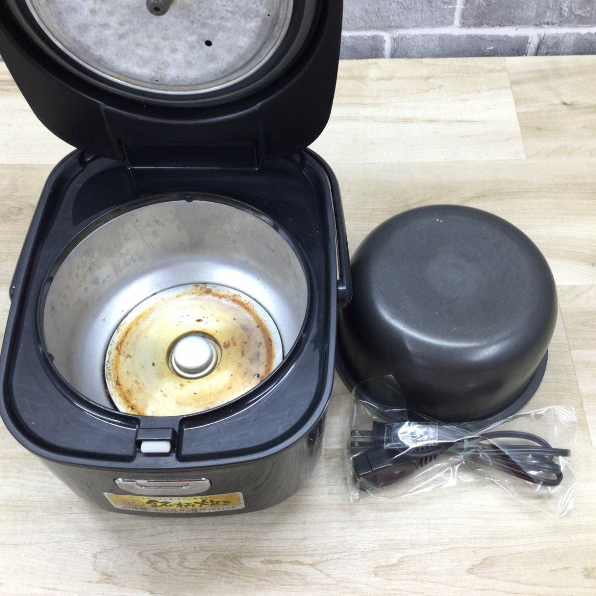 アイリスオーヤマ 炊飯器 マイコン式 3合炊き DKRC-MB30-RE 2018年製