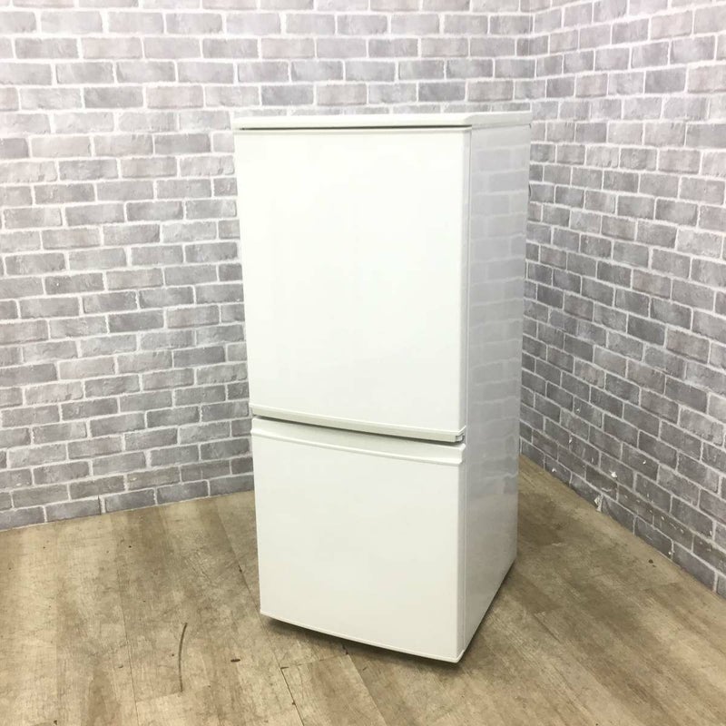 シャープ 冷蔵庫 2ドア 137L どっちもドア SJ-D14C-W 2016年製