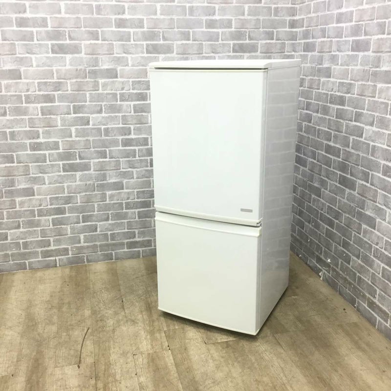 シャープ 冷蔵庫 2ドア 137L どっちもドア SJ-C14B-W 2016年製