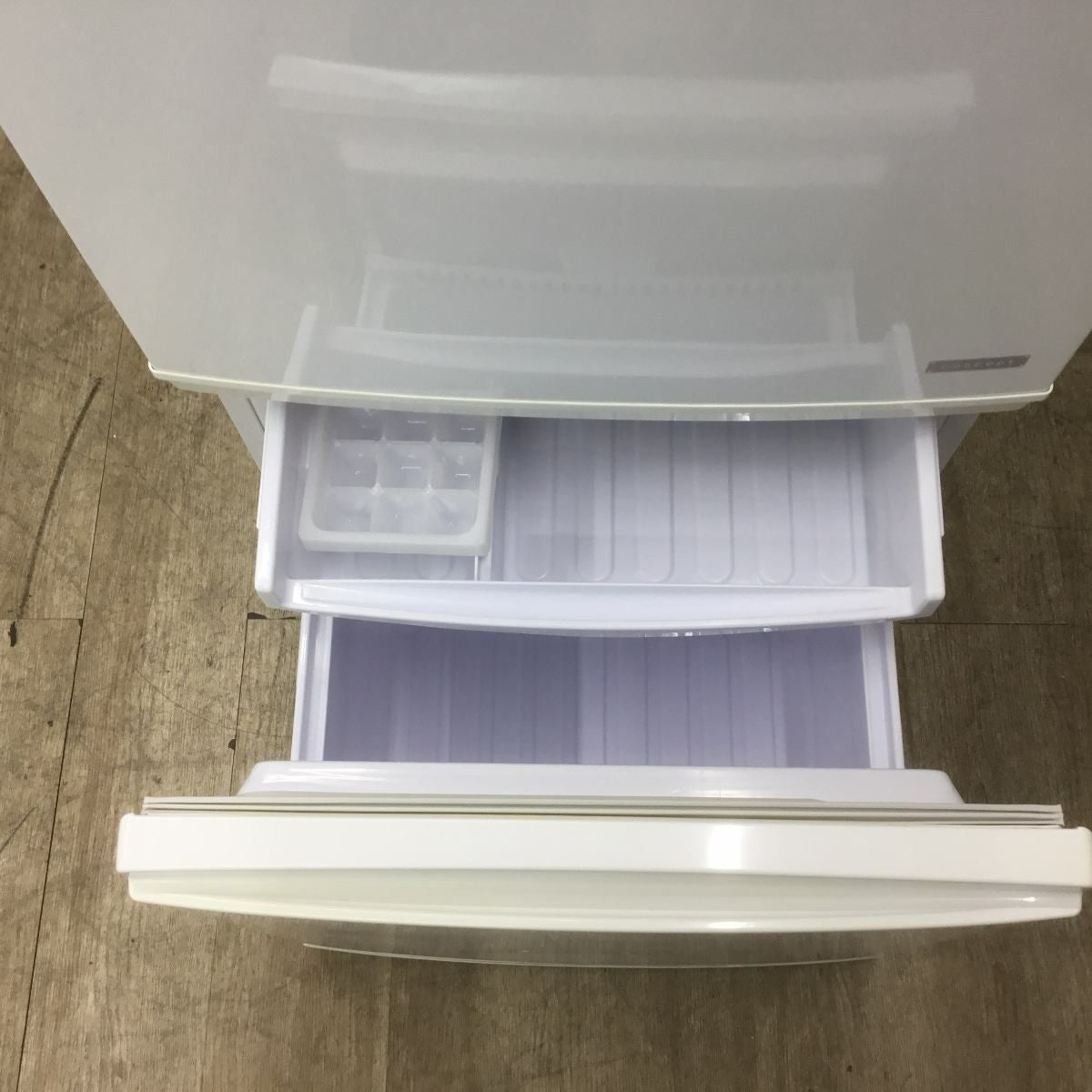 SHARP 137L冷凍冷蔵庫 SJ-C14B-W 2016年製 シャープ 冷蔵庫 2ドア 137L どっちもドア SJ-C14B-W 2016年製