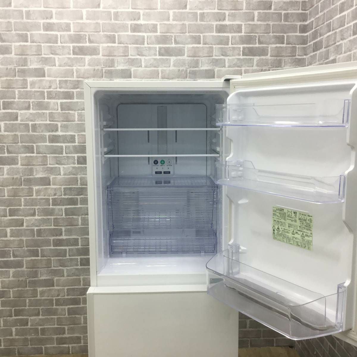 シャープ 冷蔵庫 2ドア 280L 右開き SJ-PD28E-W 2019年製
