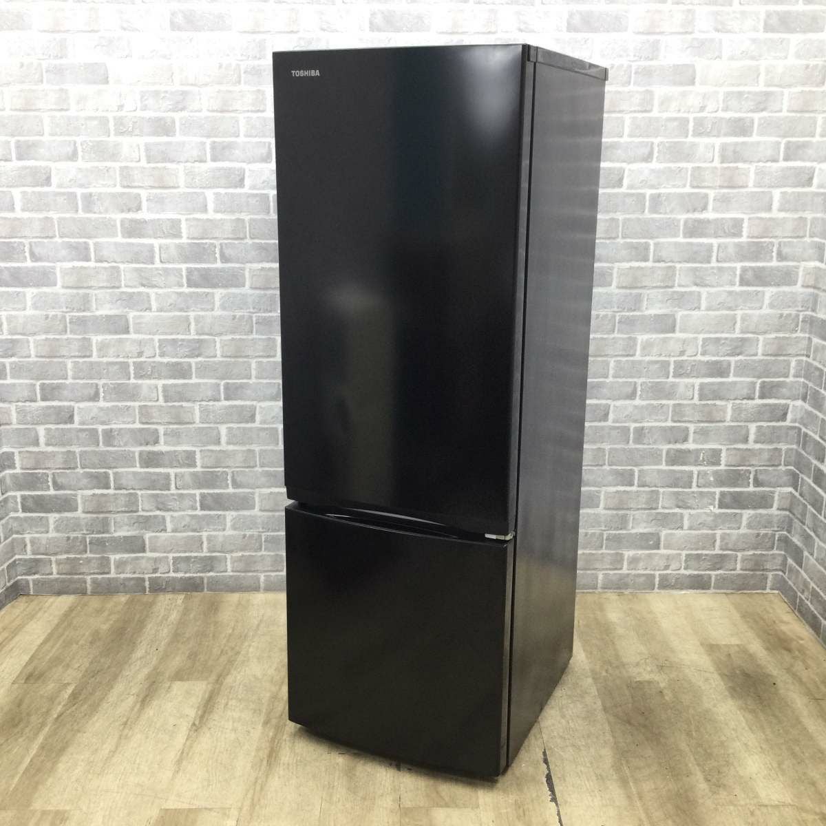 東芝 冷蔵庫 2ドア 170L 右開き GR-V17BS(K) 2023年製