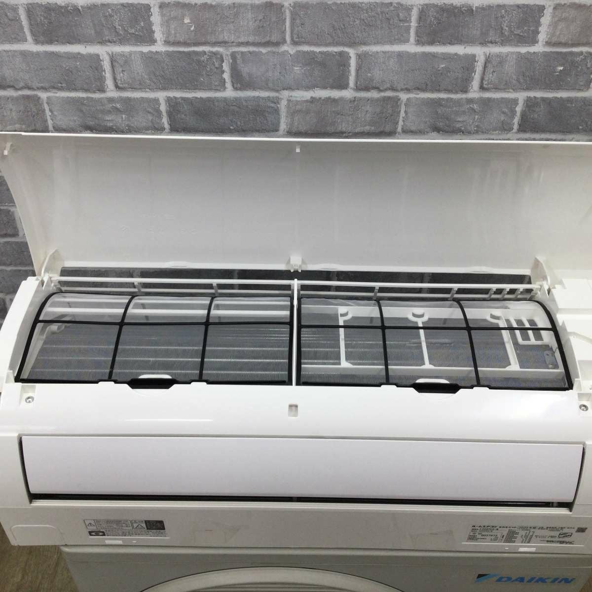 ダイキン エアコン 2.2kw S22XTES-W 2020年製