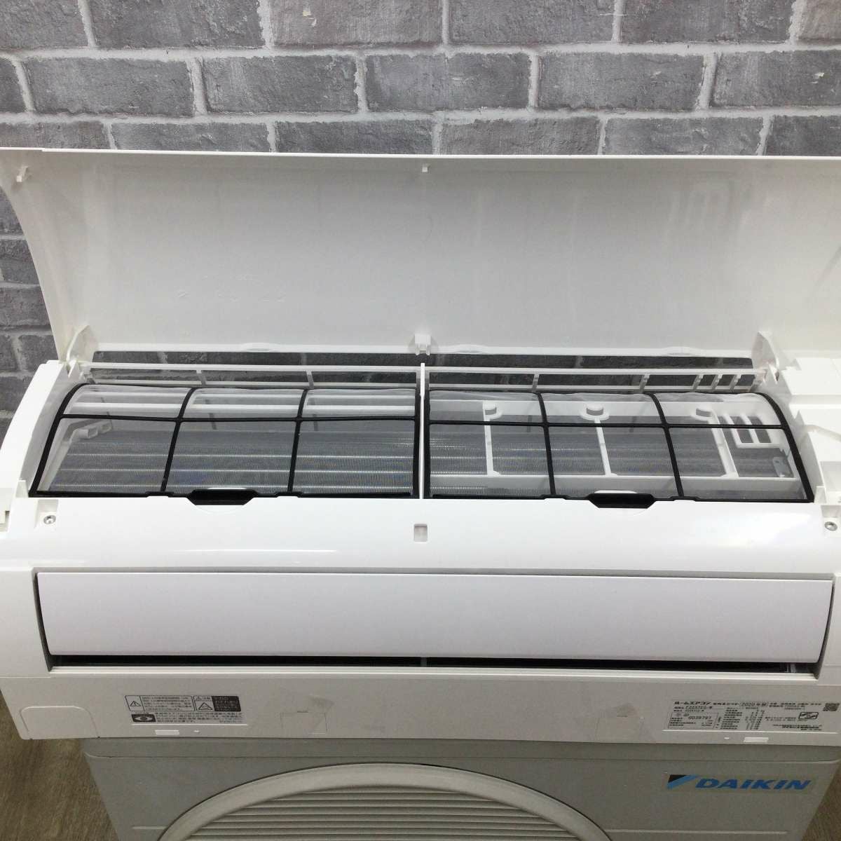 ダイキン エアコン 2.2kw S22XTES-W 2020年製