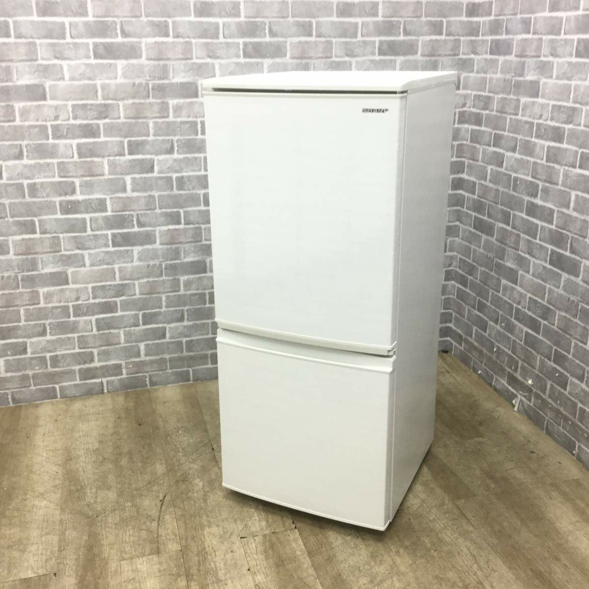 【販売終了しました。ありがとうございます。】SHARP　2ドア　137L　冷凍冷蔵庫　SJ-D14E　2019年製　中古品　/　つけかえどっちでもドア　高年式　お買い得 シャープ 冷蔵庫 2ドア 137L どっちもドア SJ-D14E-W 2019年製