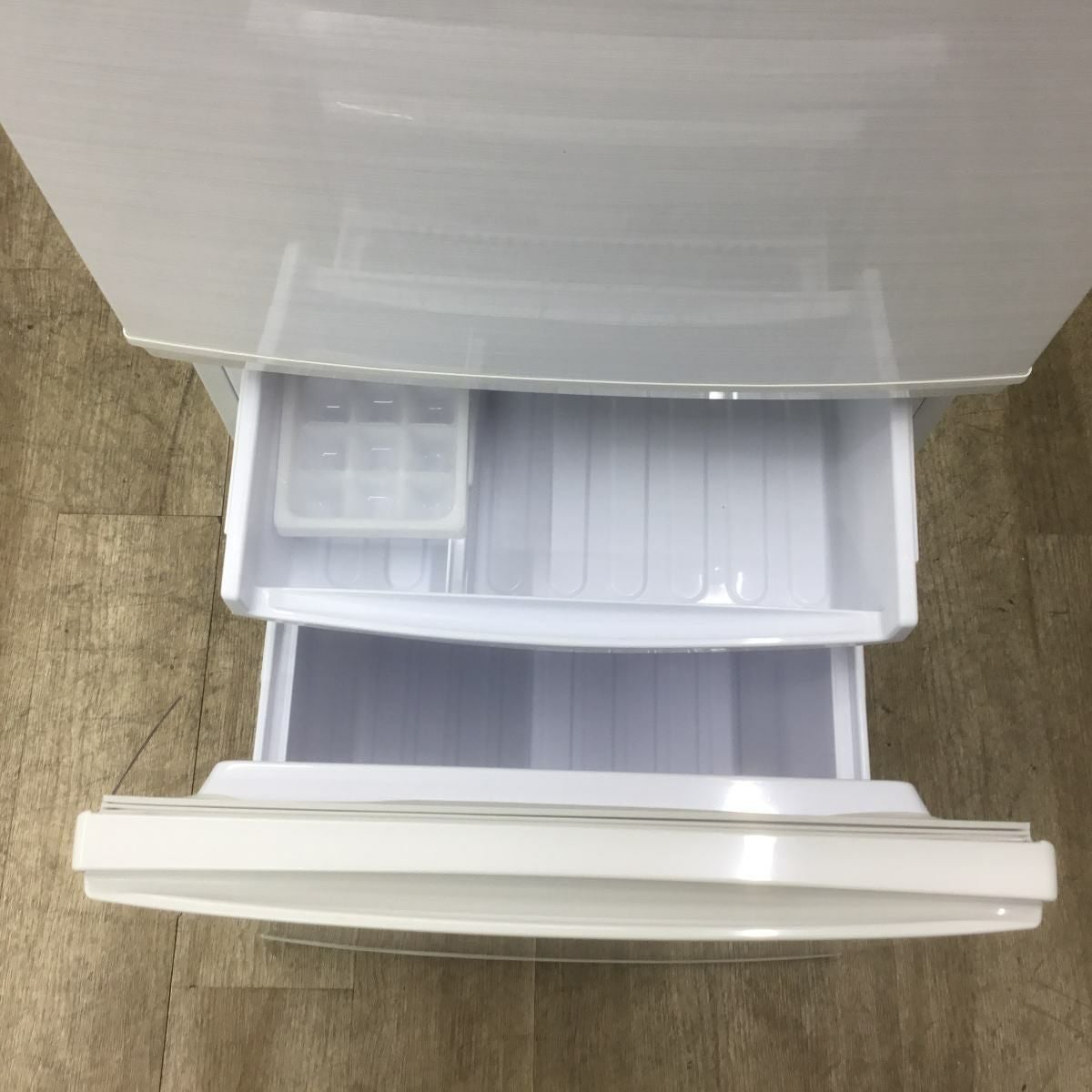 シャープ 冷蔵庫 2ドア 137L どっちもドア SJ-D14E-W 2019年製