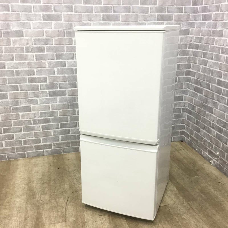 シャープ 冷蔵庫 2ドア 137L どっちもドア SJ-D14C-W 2017年製