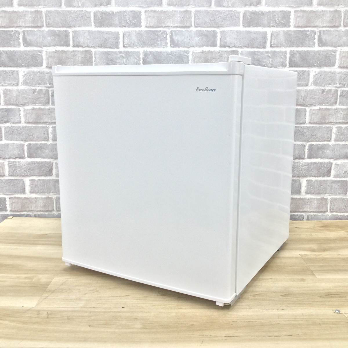 エクセレンス 冷蔵庫 1ドア 45L 右開き FR-50W 2020年製 | リユース