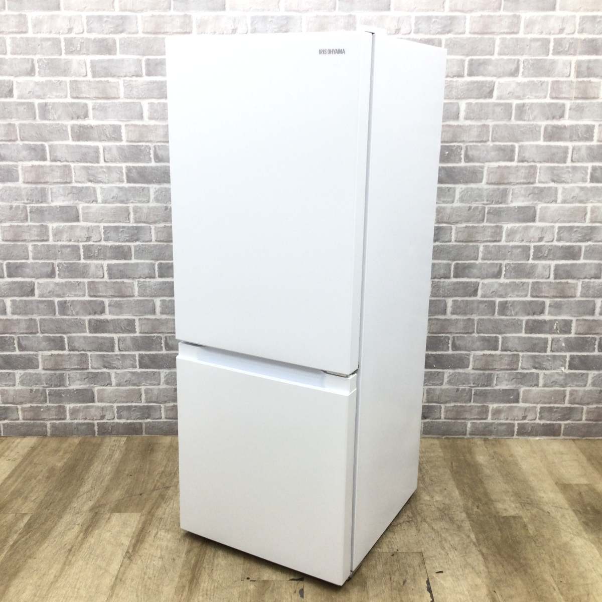 アイリスオーヤマ 冷蔵庫 2ドア 133L 右開き IRSD-13A-W 2023年製