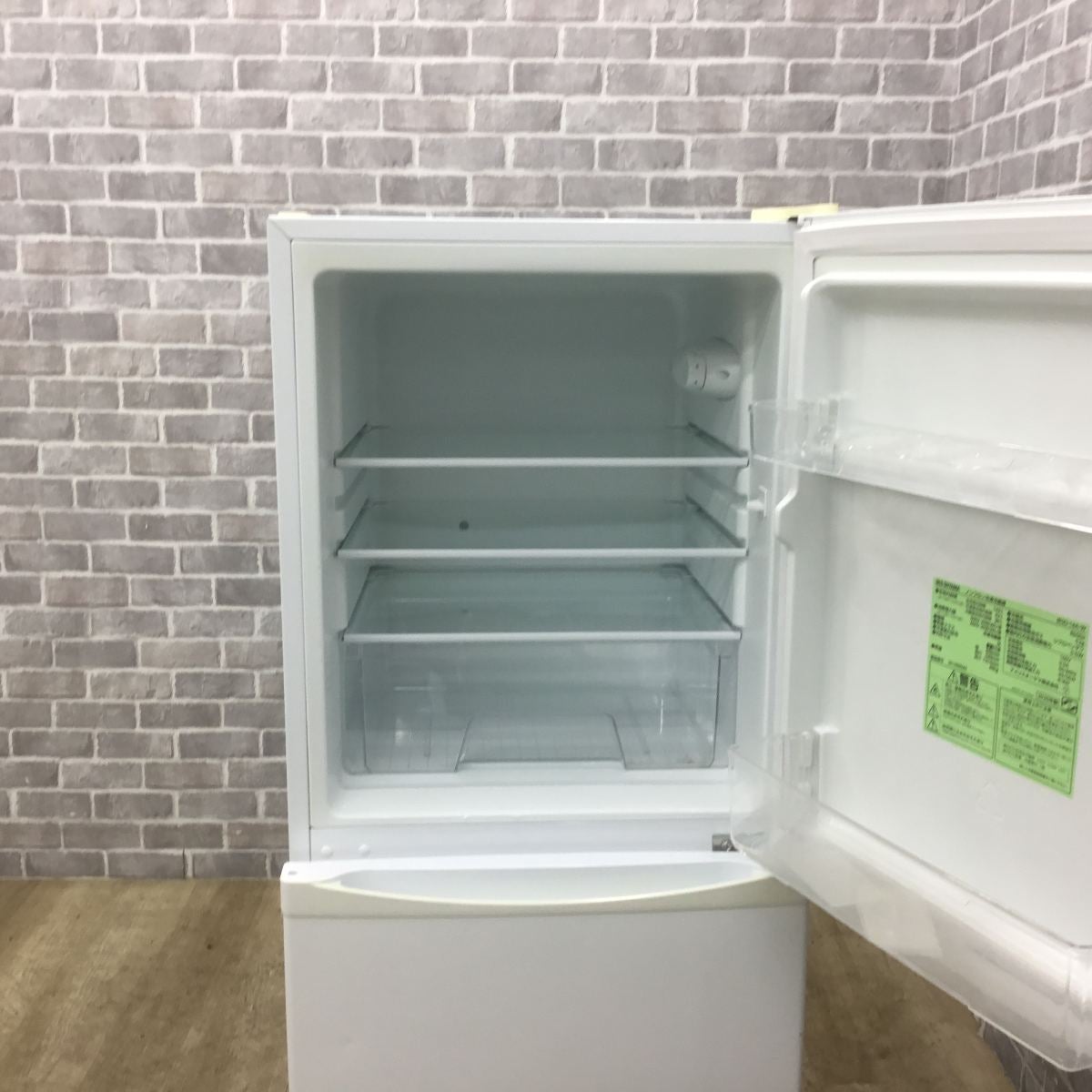 アイリスオーヤマ　２ドア冷蔵庫　IRSD-14A　中古　リサイクルショップ宮崎屋住吉店25.6.15 アイリスオーヤマ 冷蔵庫 2ドア 142L 右開き IRSD-14A-W 2020年製
