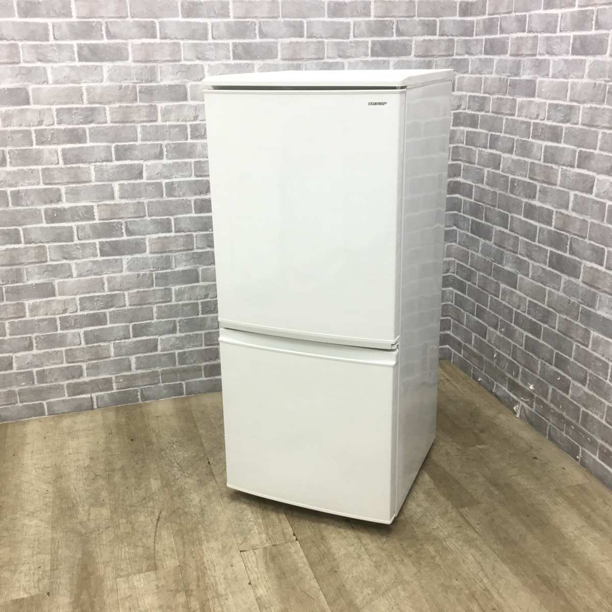 ○販売終了○SHARP 2ドア冷蔵庫 2018年製 137L 中古品