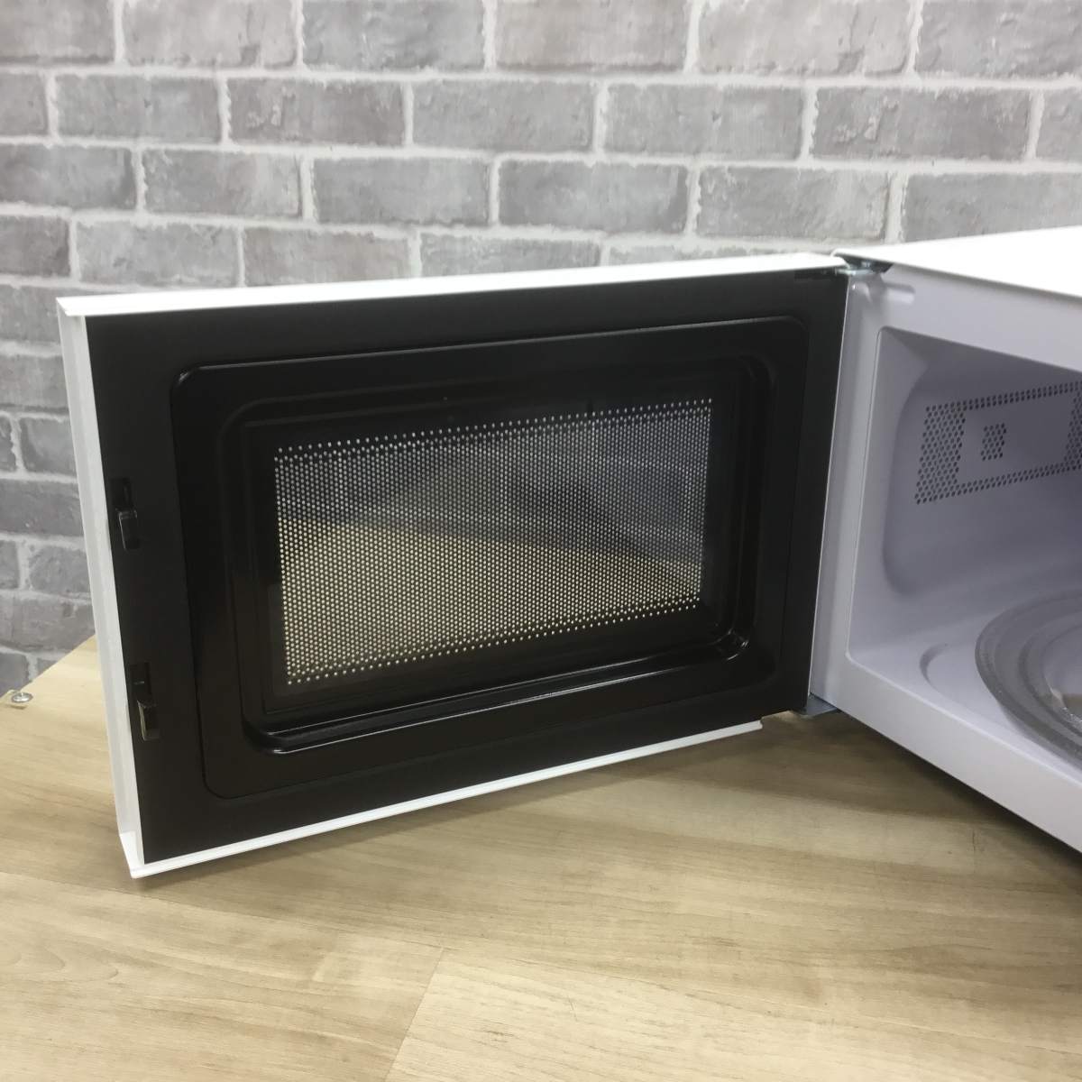 ニトリ 電子レンジ 700W 17L 50hz MM720CUKN4(WH) 2024年製 | リユース