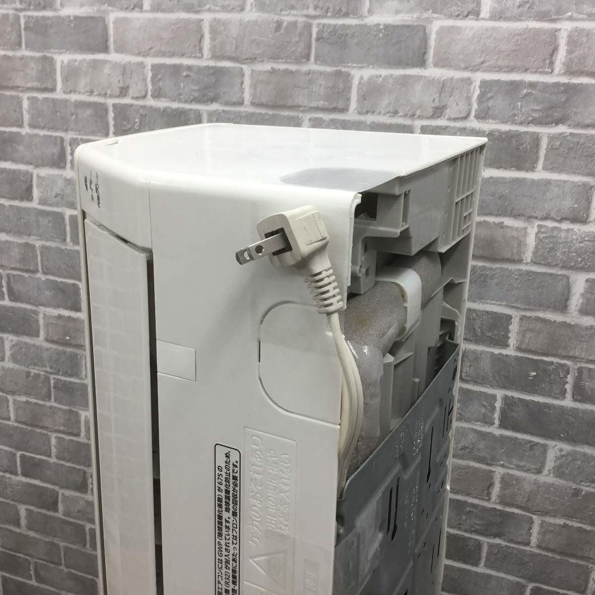☆中古￥23,800！Panasonic　2.2kwルームエアコン　家電　2019年製　CS-229CF-W型　【BF084】 2019年製 Panasonic パナソニック CS-229CF ルームエアコン 買取価格