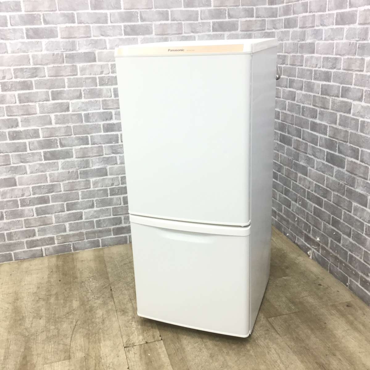 パナソニック 冷蔵庫 2ドア 138L 右開き NR-BW14BC-W 2018年製