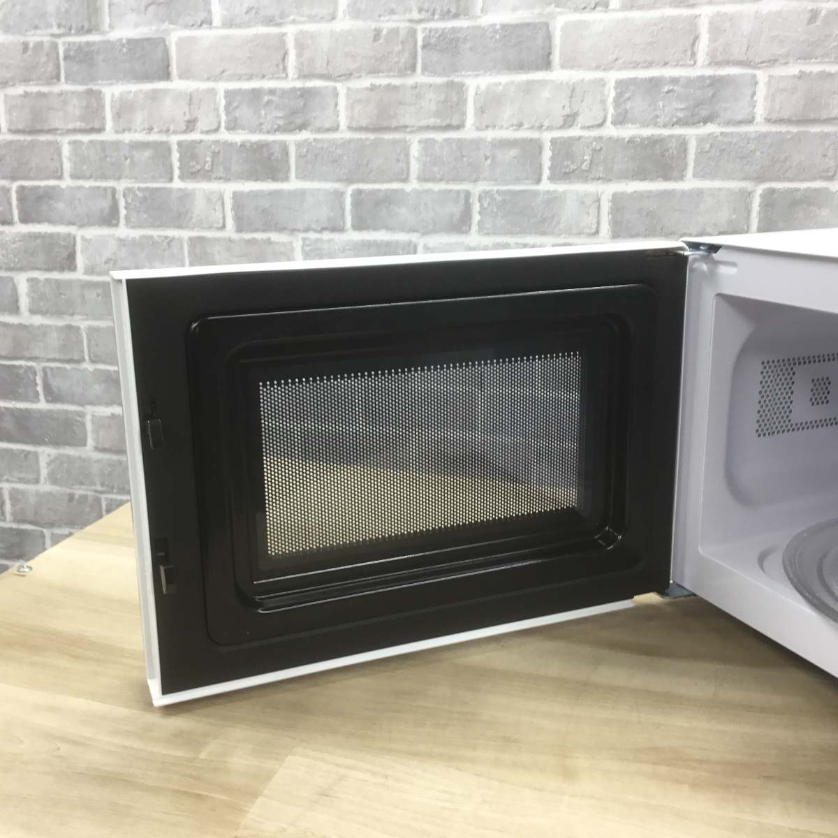 山善 電子レンジ 700W 17L 50hz専用 PJRB-177-WH5 2022年製