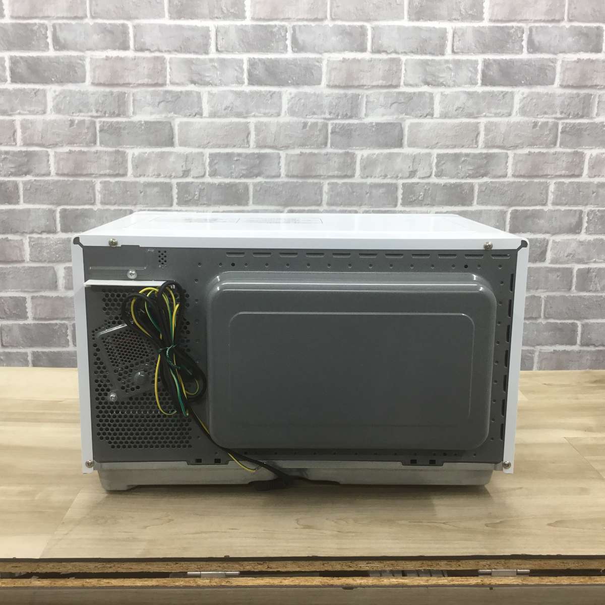 パナソニック 電子レンジ 1000W 22L ヘルツフリー フラット NE-FL1A-W 2022年製