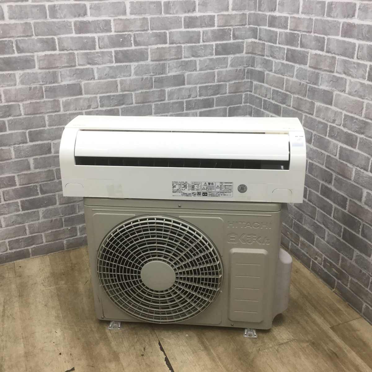 日立 エアコン 2.2kw  白くまくん RAS-AJ22L(W) 2022年製