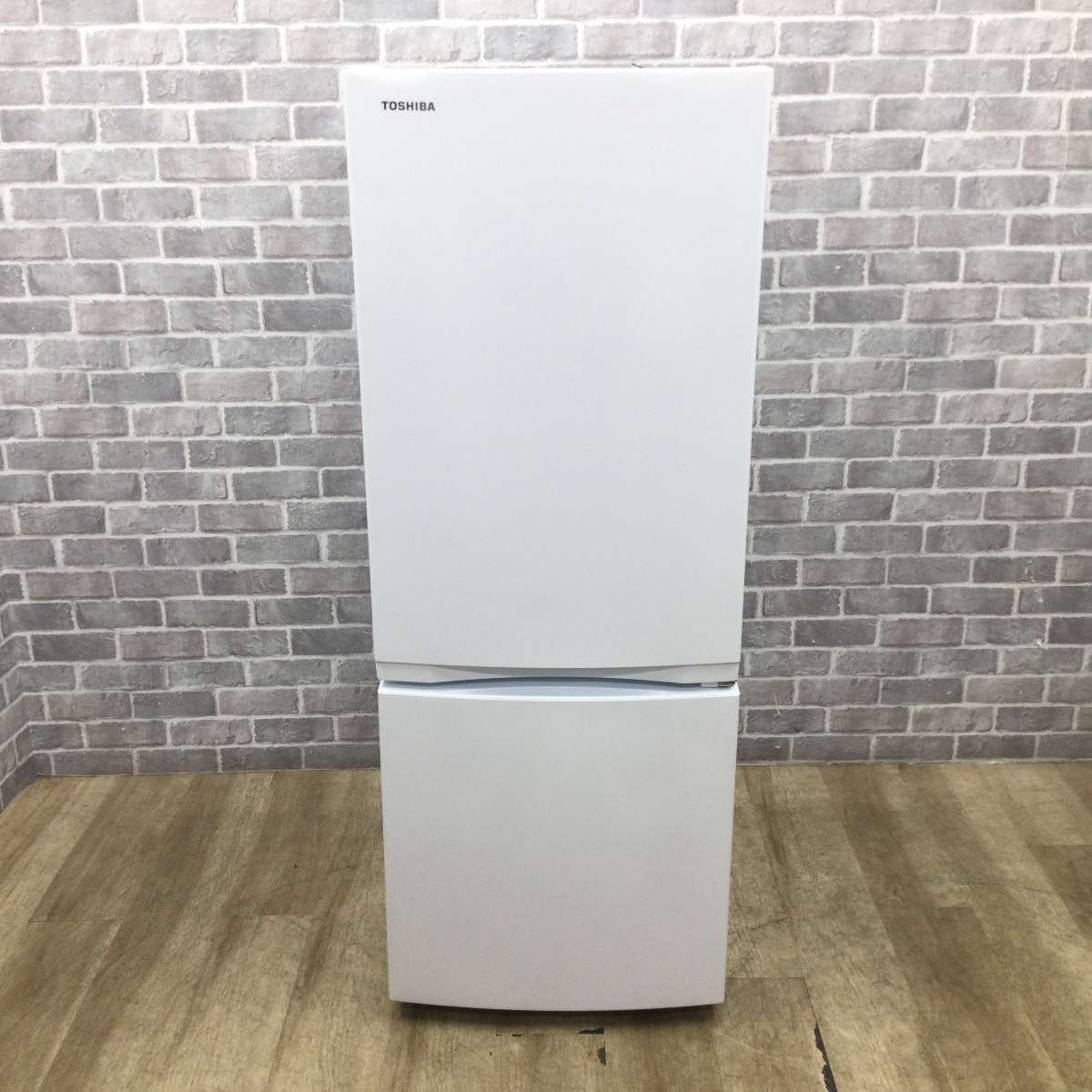 東芝 冷蔵庫 2ドア 153L 右開き GR-T15BS(W) 2021年製