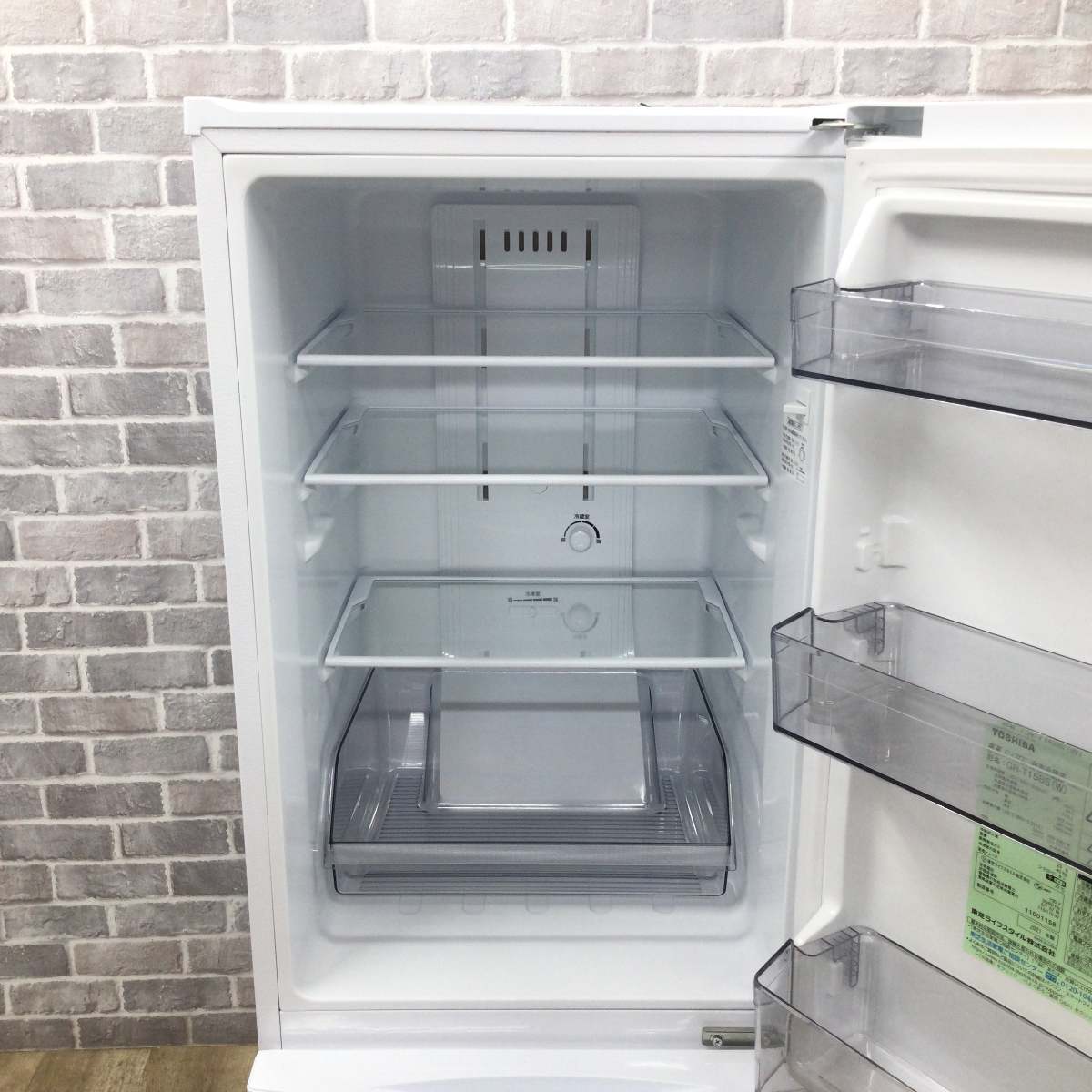 冷蔵庫　153L　2ドア　東芝　GR-T15BS（W）　リユース品　価格　29,800円 東芝 冷蔵庫 2ドア 153L 右開き GR-T15BS(W) 2021年製 | リユース家電Happy
