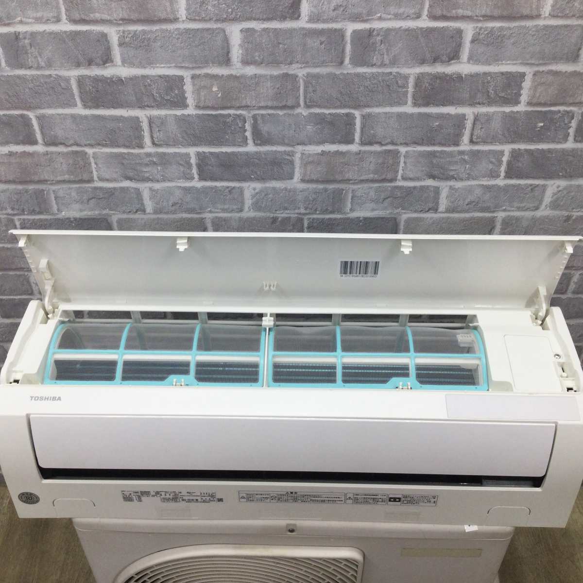 東芝 エアコン 2.2kw RAS-2210T(W) 2020年製