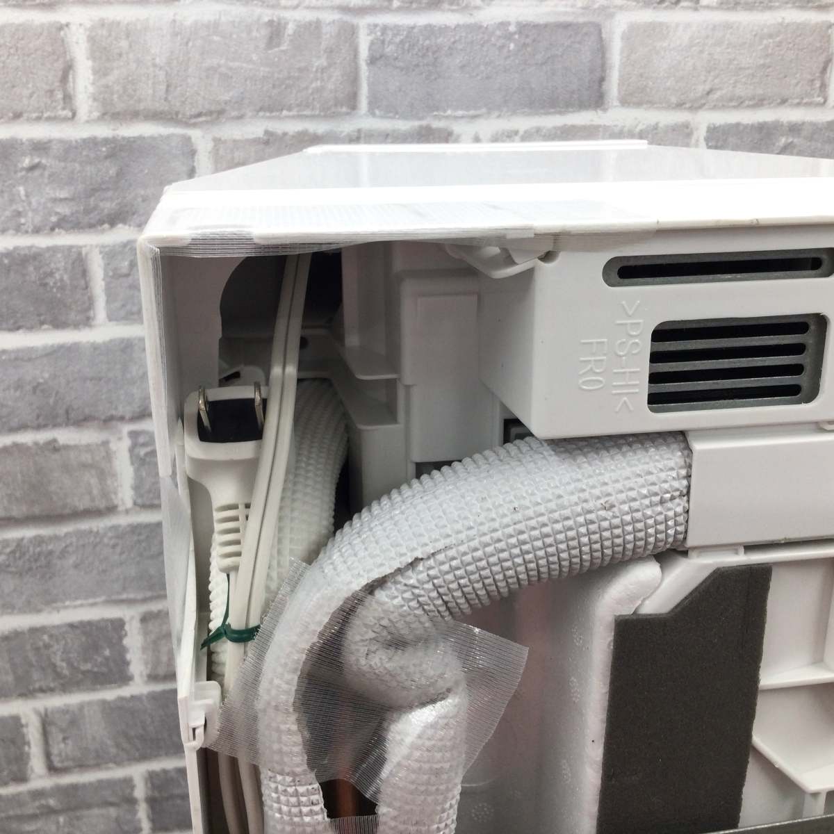 シャープ エアコン 2.2kw フィルター自動掃除 AY-R22H-W 2023年製
