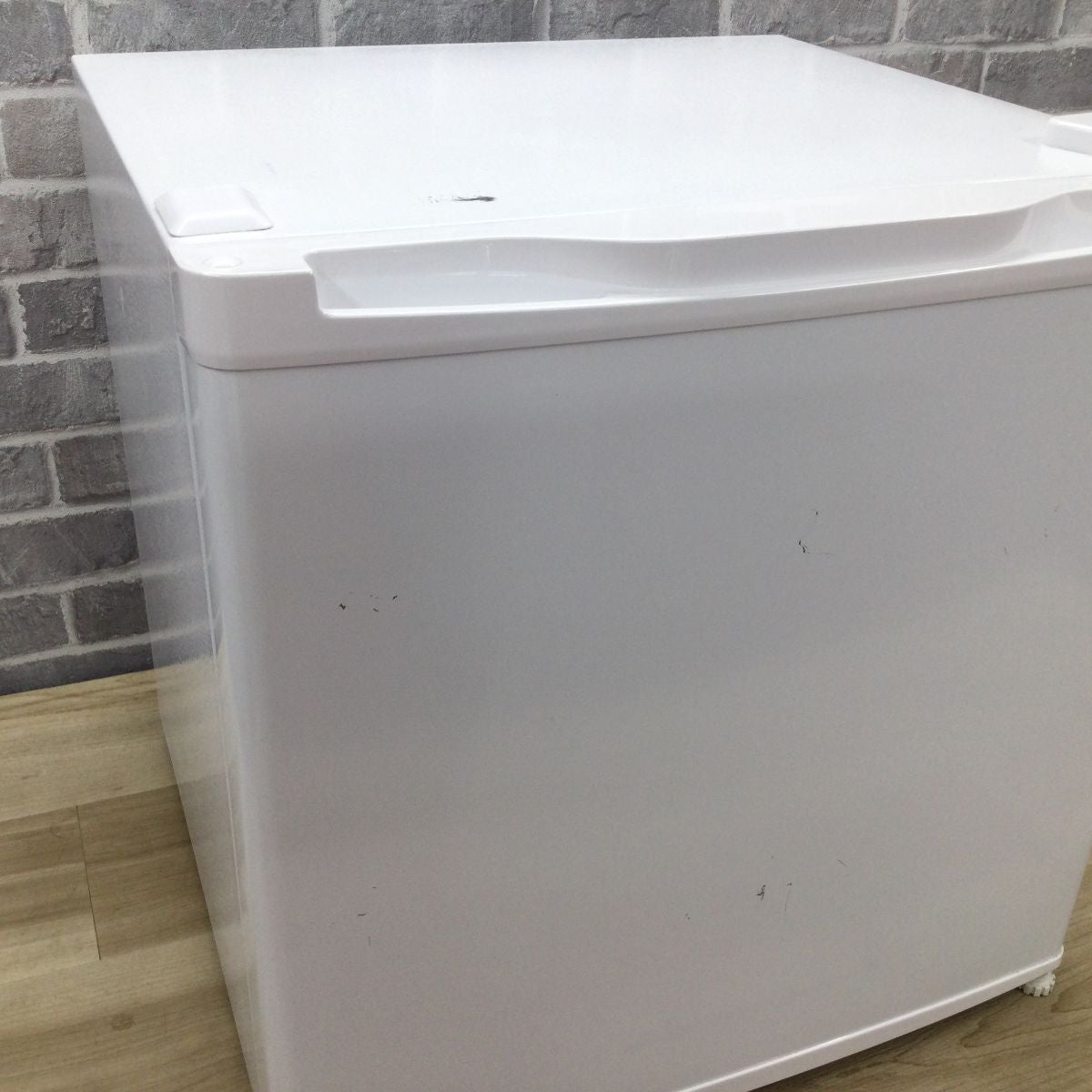 MAXZEN 冷凍庫 1ドア 32L 右開き JF032ML01WH 2024年製