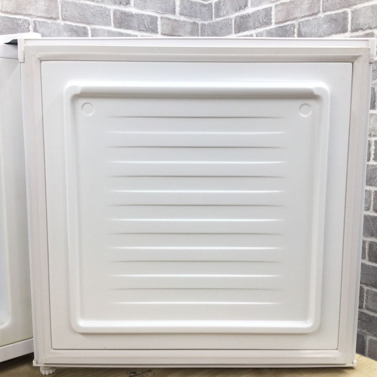 MAXZEN 冷凍庫 1ドア 32L 右開き JF032ML01WH 2024年製